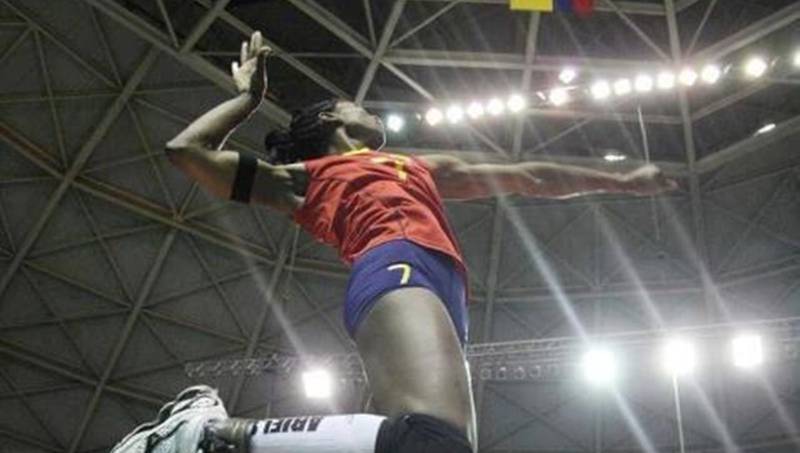 Madelaynne, la leyenda del voleibol que acompañará a la selección de corazón