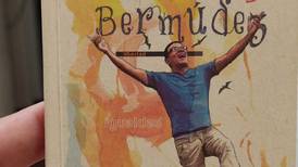 Se conocen detalles de la muerte de Manuel Bermúdez activista LGBTIQ+ y reconocido por la trieja poliamorosa