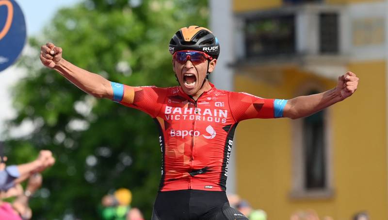 Santiago Buitrago pide calma e ir paso a paso, tras ganar etapa en el Giro